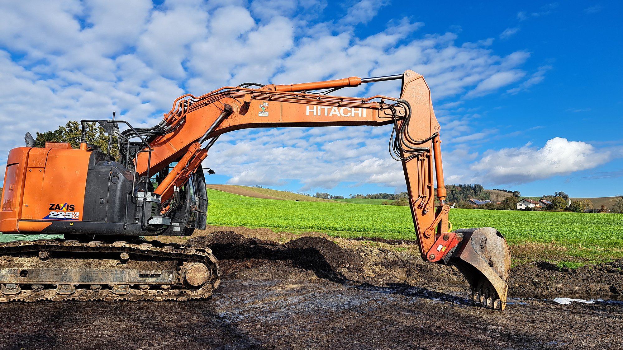 Baufeldräumung, Flächenräumung mit Bagger